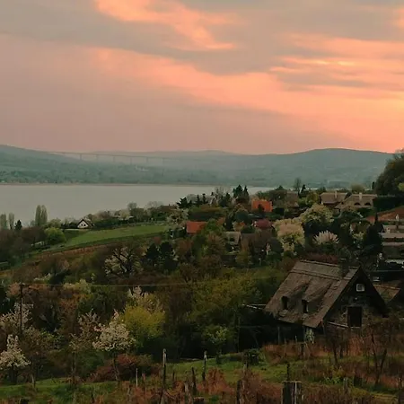 Boti Hill Natural Tihany Exterior photo